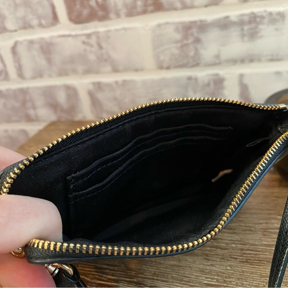 Coach • Ocelot Animal Print • Corner Zip Wristlet in Black/Tan - Picture 9 of 10